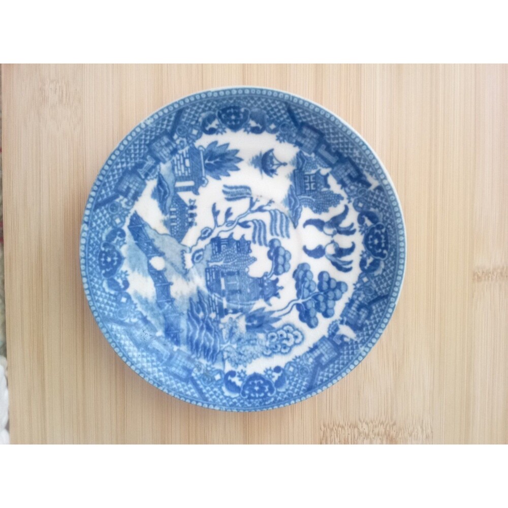 Vintage Blue Willow Saucer Made in Japan Read